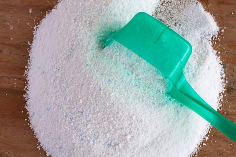 تصویر 2 از پودر لباسشویی ماشینی با فرمول محافظ الیاف و رنگ لباس